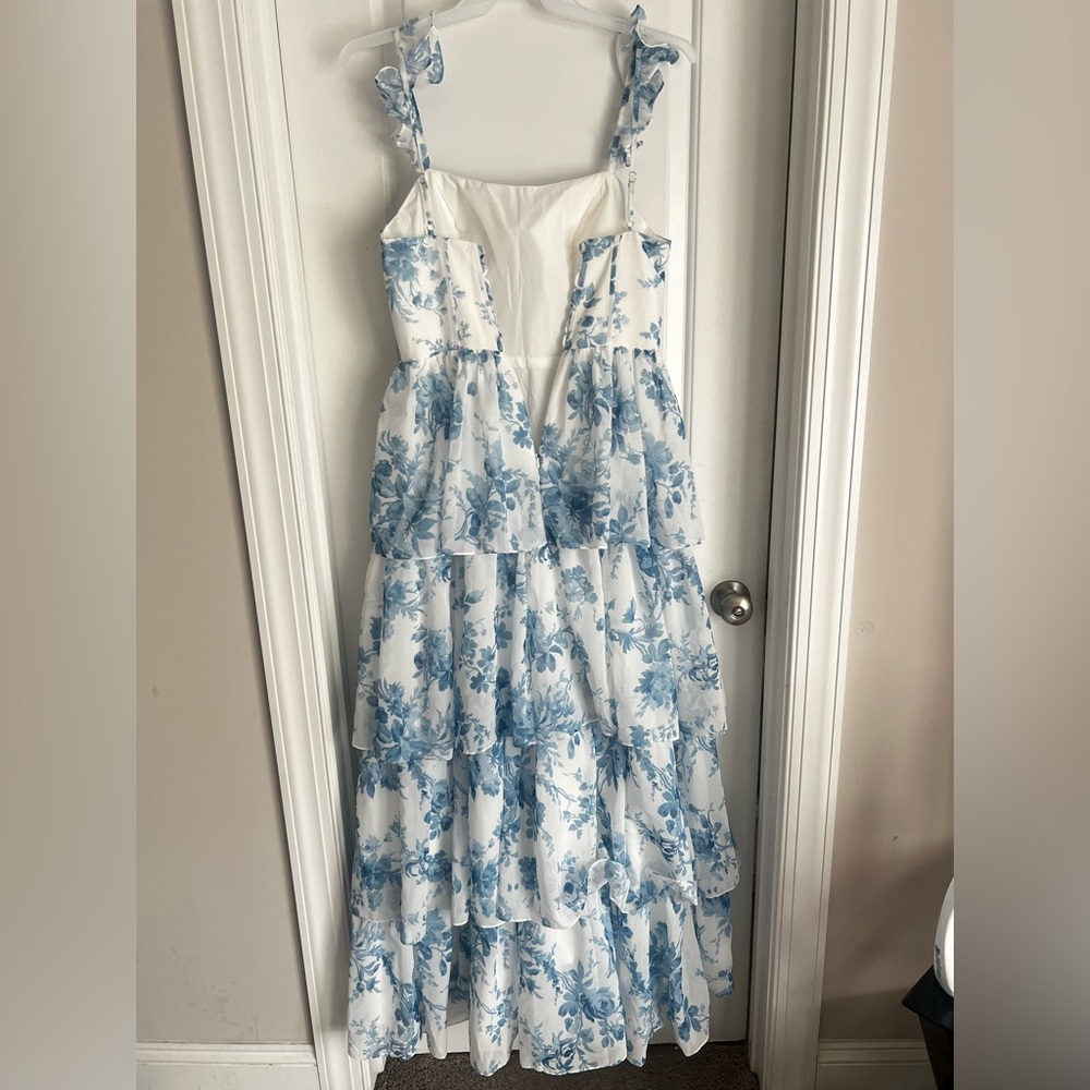 Blue Floral Tiered Maxi Dress - Picture 8 of 12